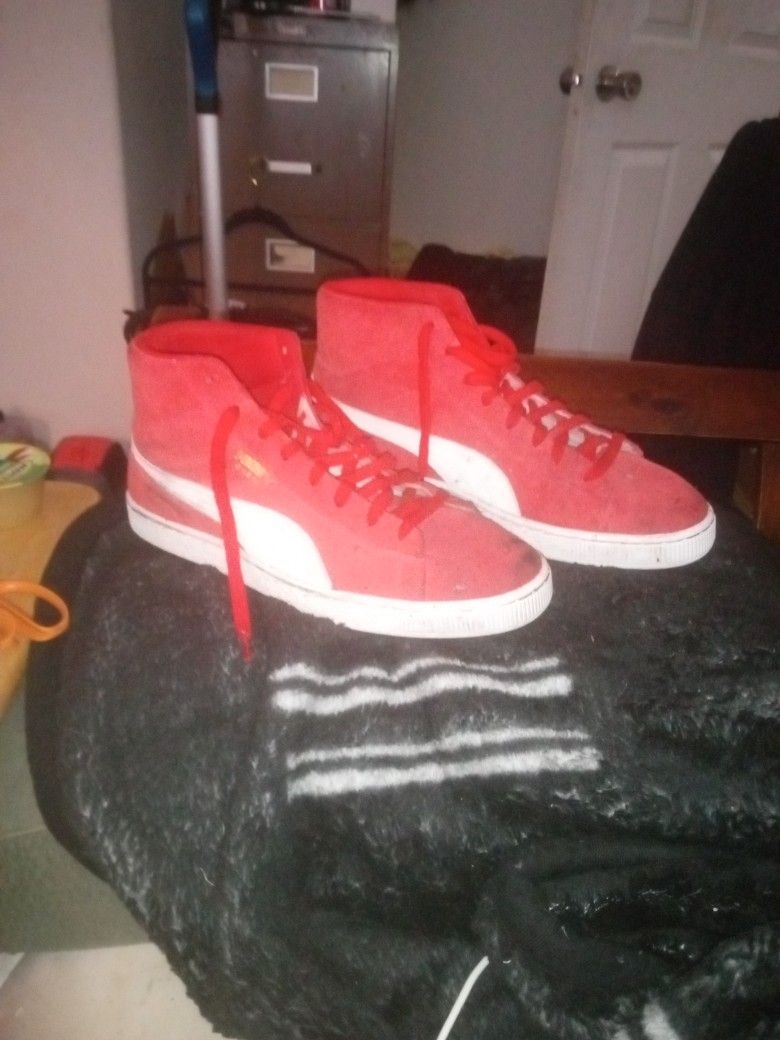 Almost New Puma Leather Basketball Shoes