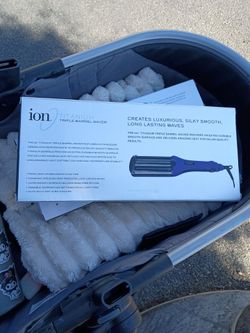 Ion titanium triple barrel waver