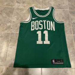 Nike Dri Fit Boston Celtics Kyrie Irving Green Jersey Medium Swingman