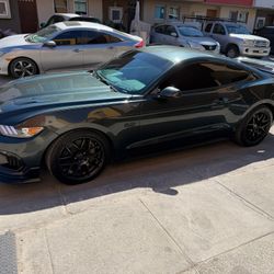 2015 Ford Mustang