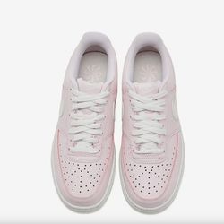 Nike Court Vision Low Ladies Tennis Shoes  Size 7