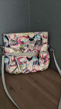 Rare Vintage coach poppy ikat bag