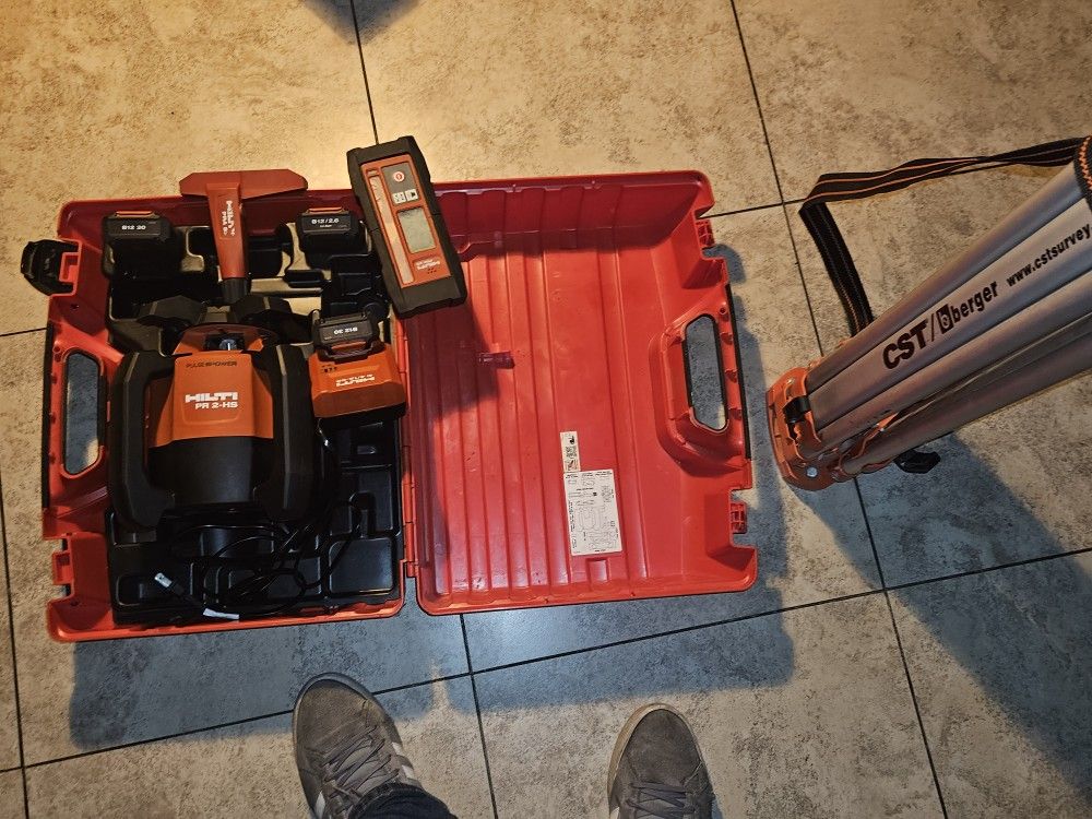 Hilti PR 2-HS Rotating Laser Level w/ PRA 20, 3 batteries, charger, manual, case.