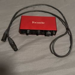 Focusrite scarlet 2i2
