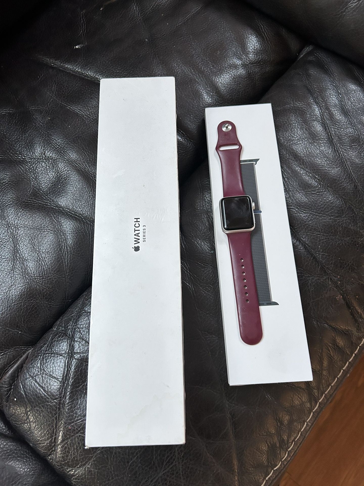 Apple Watch Series 3 With 2 Bands