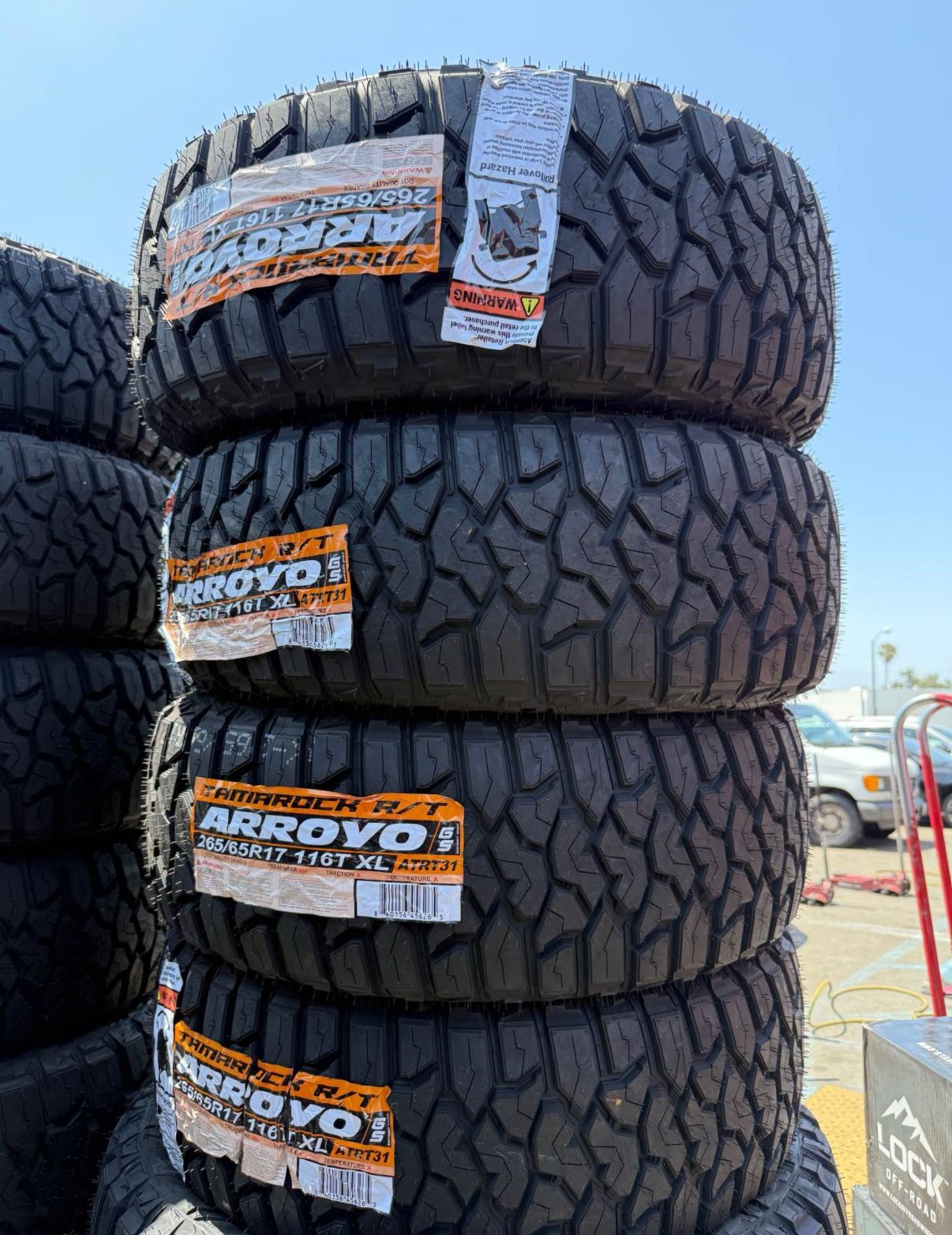 Vendo Set De Llantas 265/65/R17 Arroyo Rt instaladas Y BALANCEDAS Las 4 Por $530
