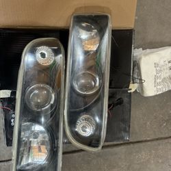 Chevy Blazer Head Lights 