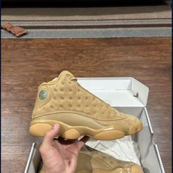 JORDAN 13 “WHEAT” SIZE 9