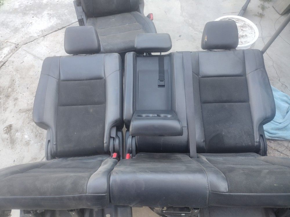 2016-JEEP CHEROKEE REAR SEATS LEATHER