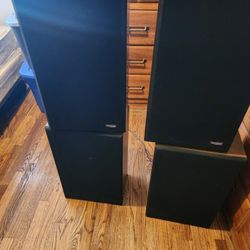 4 Vintage Speakers 