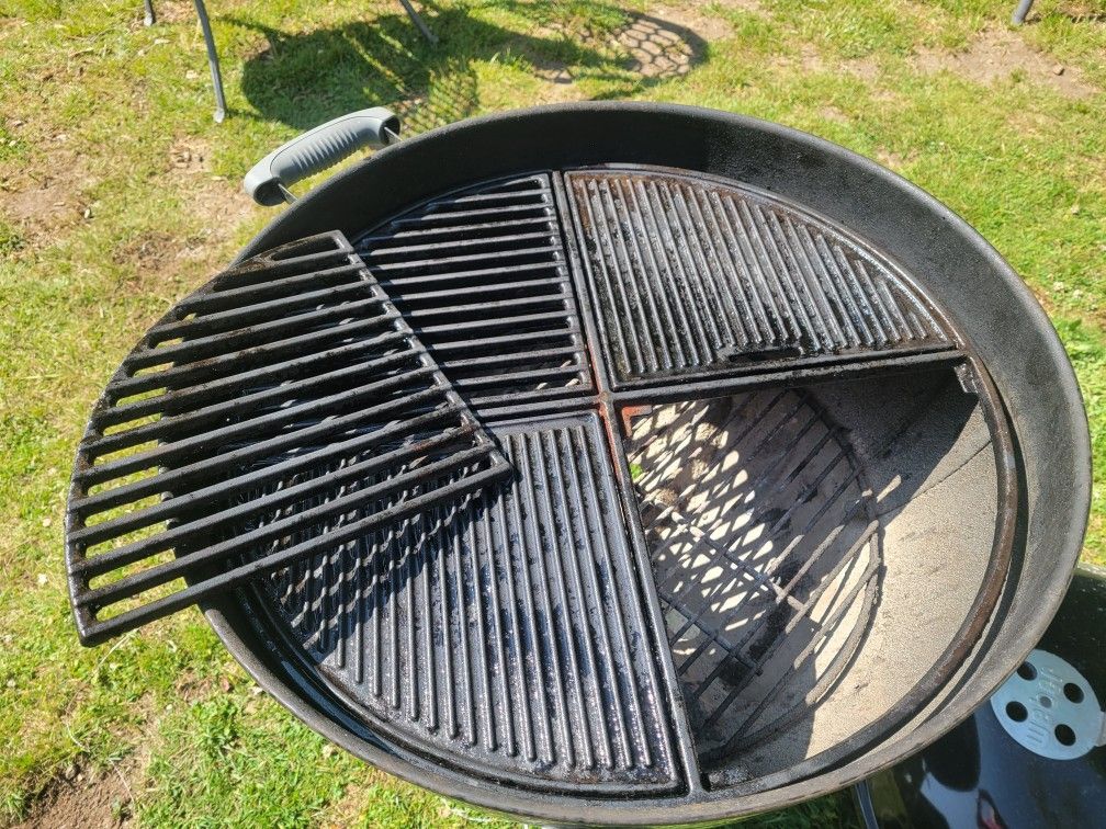 Cast Iron BBQ Grill