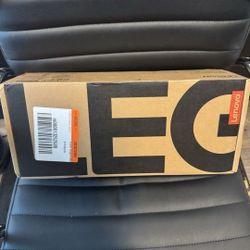 Legion go S 8” 120hz gaming handheld Ryzen z1 extreme 32Gb 1Tb steam 