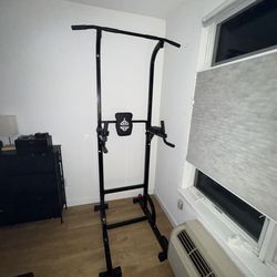 Universal Pull up bar