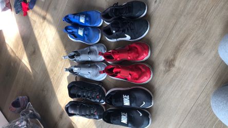 Boy size 3-3.5 shoe lot