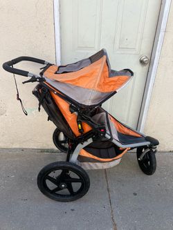 BOB JOGGER STROLLER