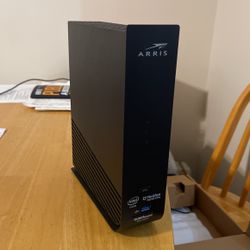ARRIS Surfboard Modem-Router