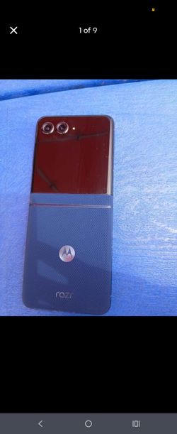 Motorola razr and Revvl tab 2