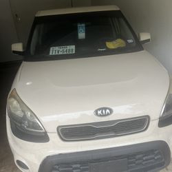 Car , Kia Soul 4u