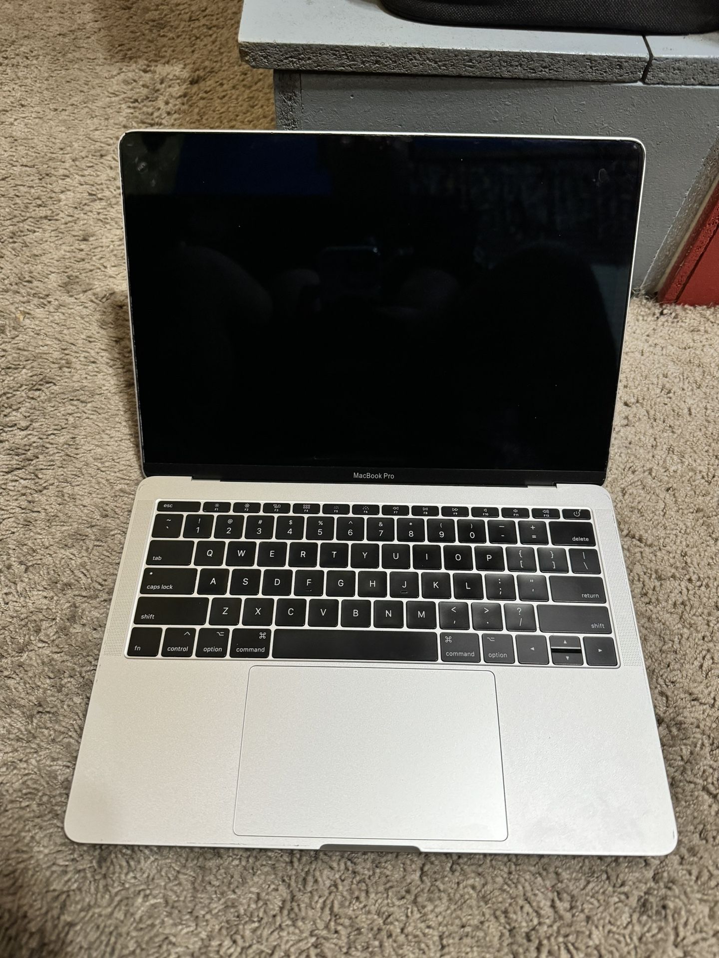 2017 MacBook Pro Silver