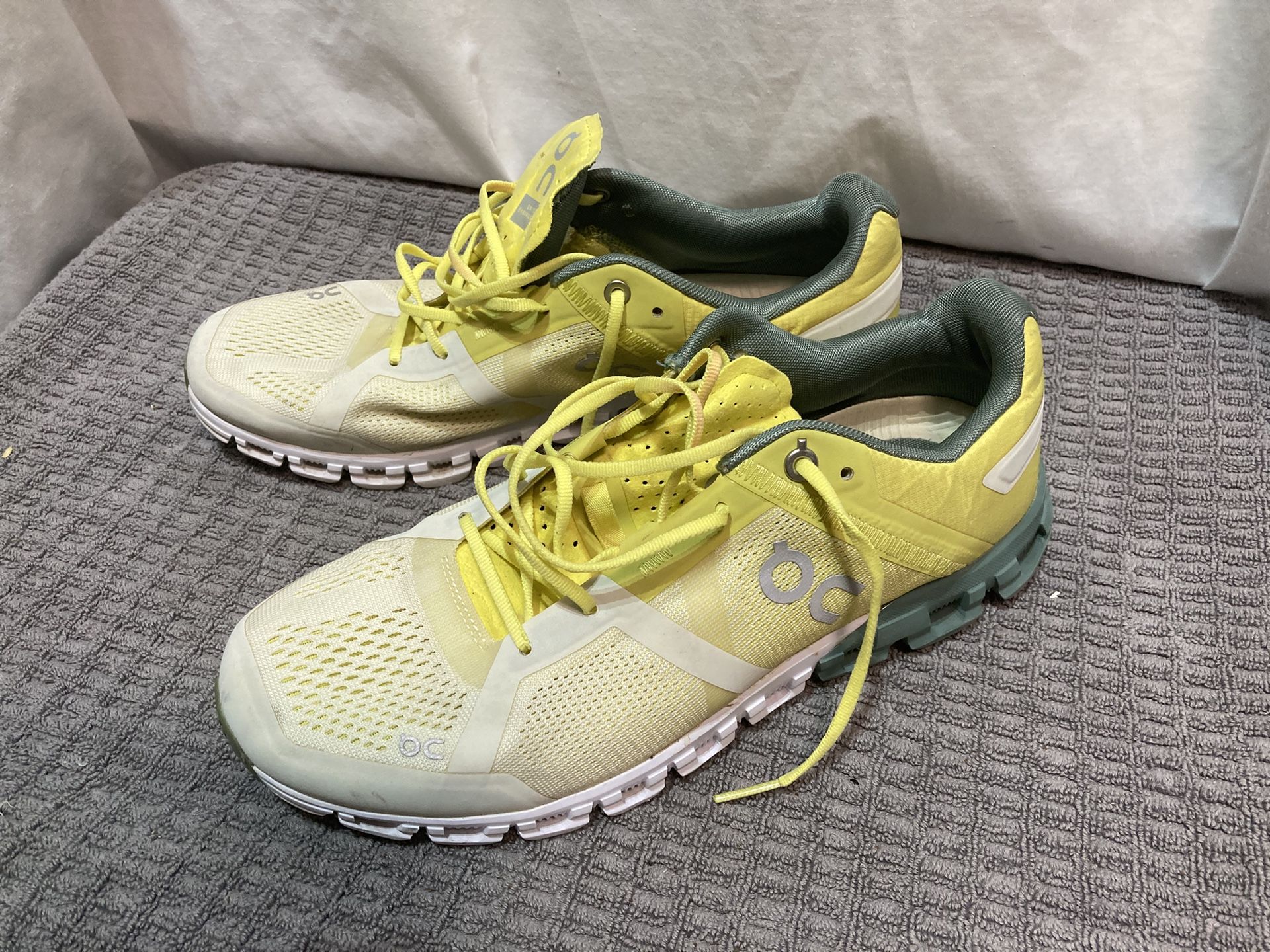 Clean Used SWISS ENGINEERING CLOUDTEC SNEAKERS, Size: M7.5