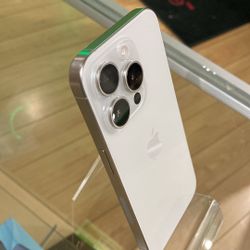 Apple iPhone 15 Pro 512Gb White Titanium Factory Unlocked/ Liberado De Compania 