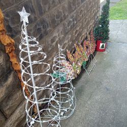 Christmas Yard Decorations . Make Me An Offer For All Of it 