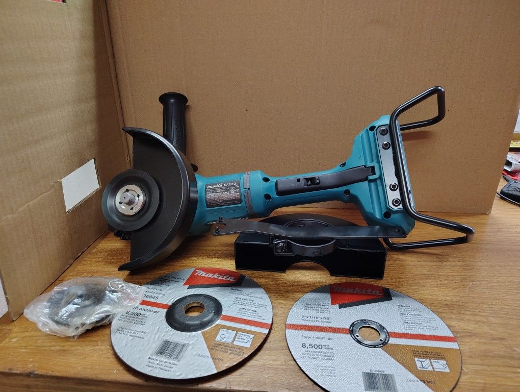 Makita 36v Angled Grinder Tool Only