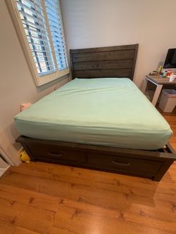 Full/Queen Storage Bed Frame with Drawers from SCANDINAVIAN DESIGN