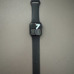 Apple Watch SE (40mm)