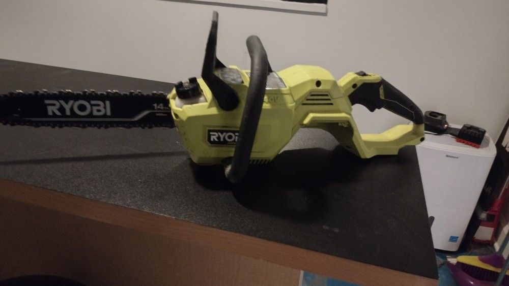Ryobi Chainsaw