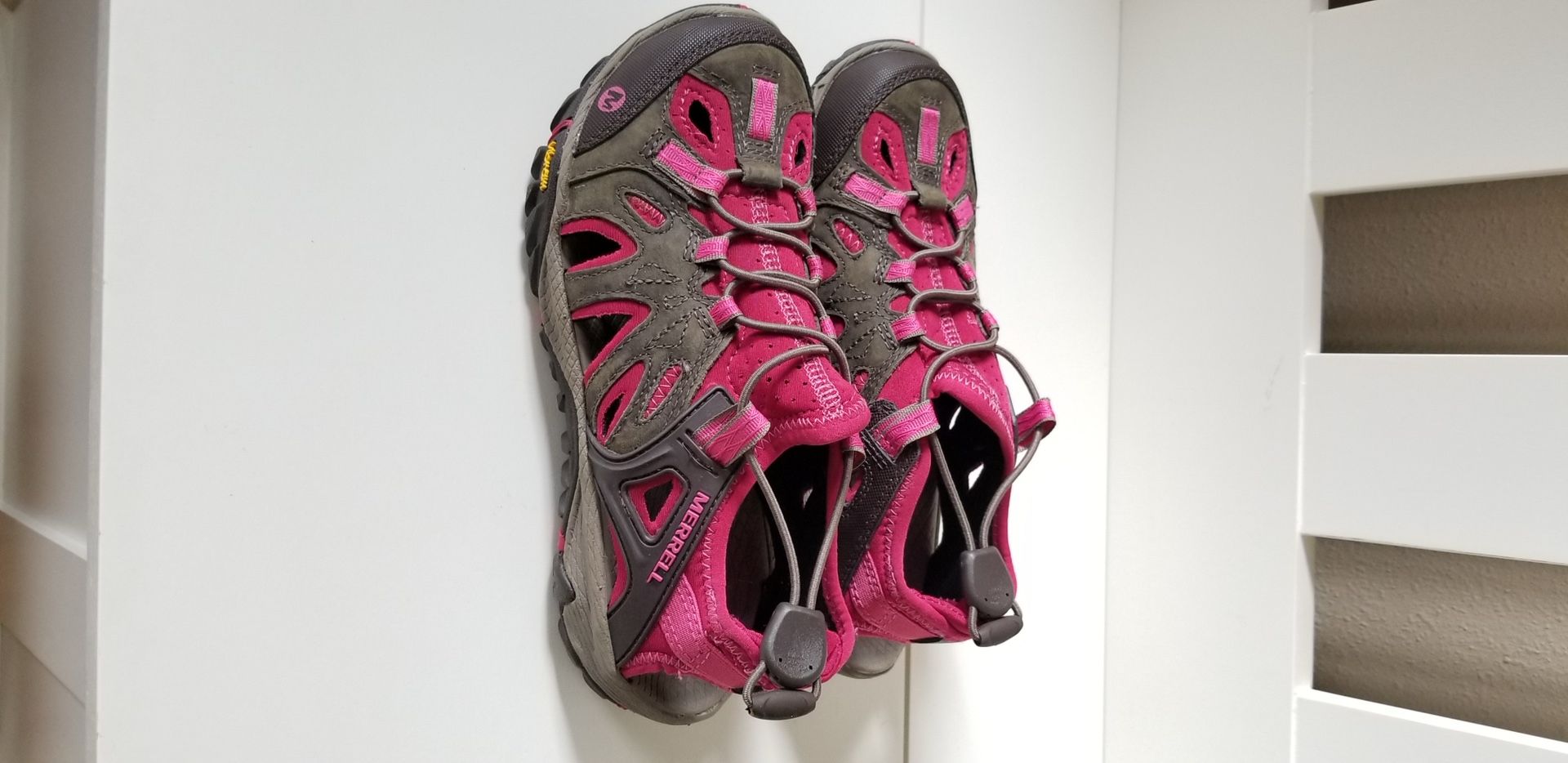 Merrell Waxy Waterproof Leather WOMEN'S 5.5 New!