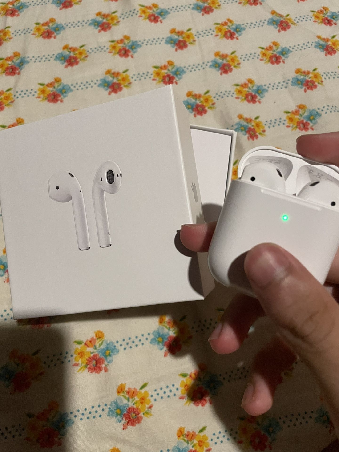 AIRPODS GEN 3 WITH CHARGER
