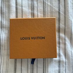 LV wallet for women! Not fake!