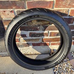 120/70/17 pirelli motorcycle tire