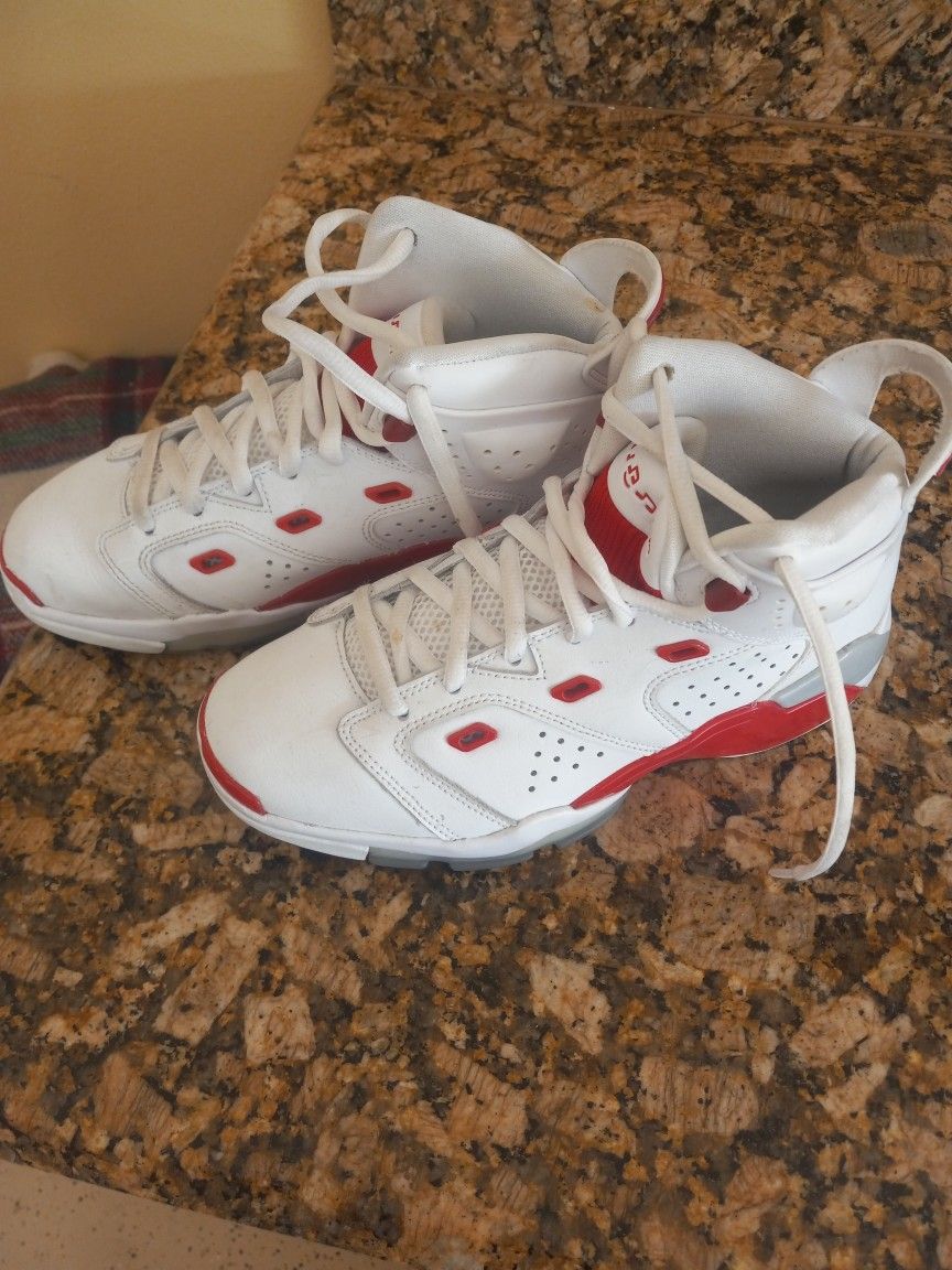 Air Jordans Size 6 And 1/2