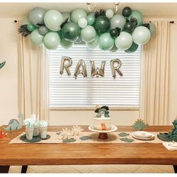 Birthday Party Decorations (Dinosaur Theme) 