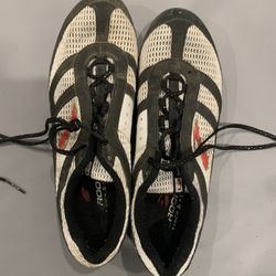 Brooks Spike Track Shoes