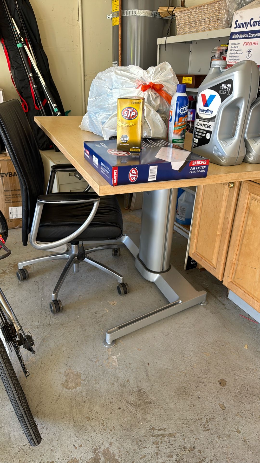 Free Adjustable Desk With Chair