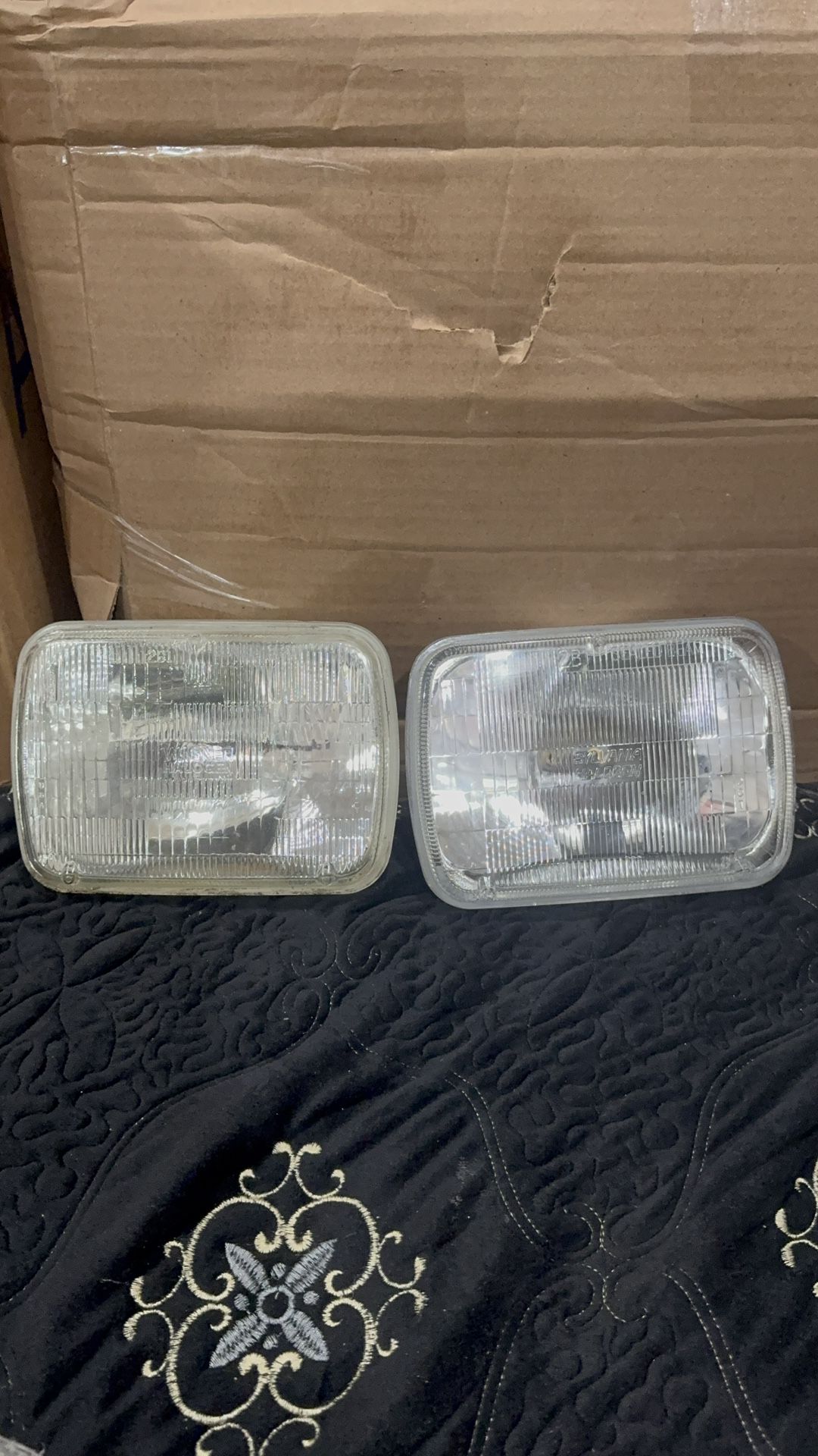 2003-2017 Gmc/Chevrolet Express Savana Halogen Headlights