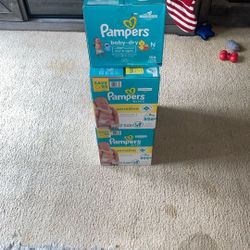 Diapers And Pampers Combos With Aveno Baby Wash And Shampoo
