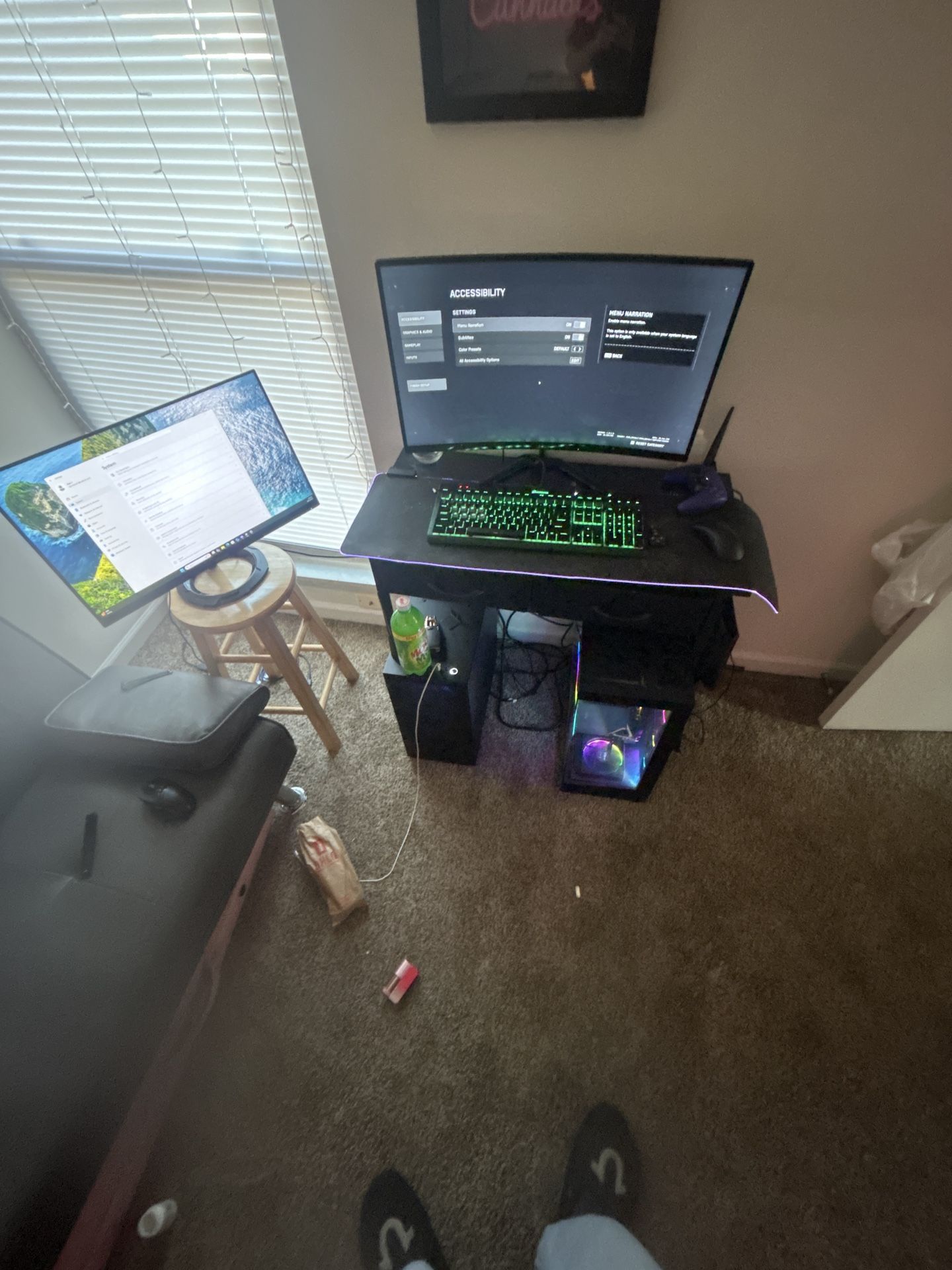 800$! Clx Horus. Corsair Keyboard. Huge Rgb Razor Mouse Paid .2 Razor Mouse's 32inch170hz Moniter + 24inch 144hz Monitor