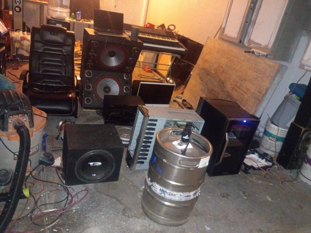 Storage Unit Find. Everything You See For Only 350