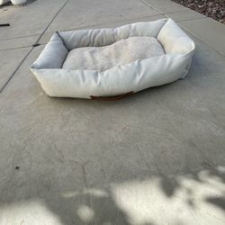 Dog bed medium