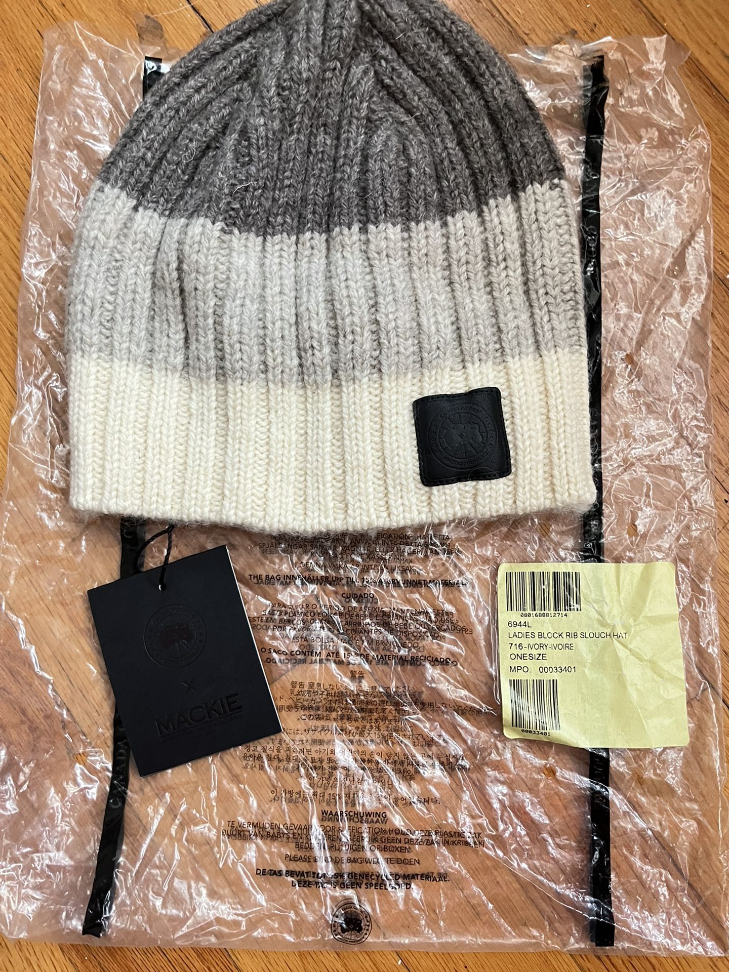 Canada Goose Hat/ Beanie