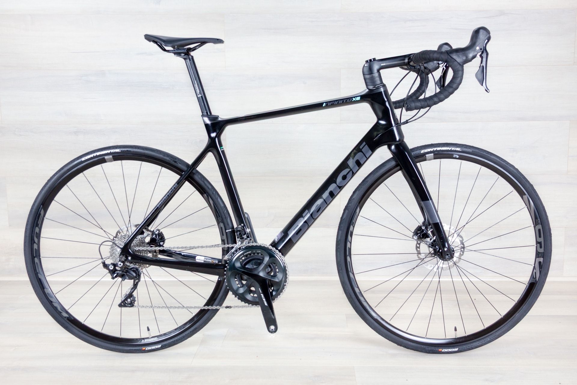 Bianchi Infinito XE , Size - 57, Carbon road bike