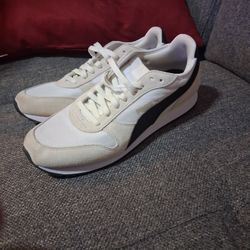 Puma Soft Foam (Size 11.5)
