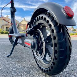 Electric scooter