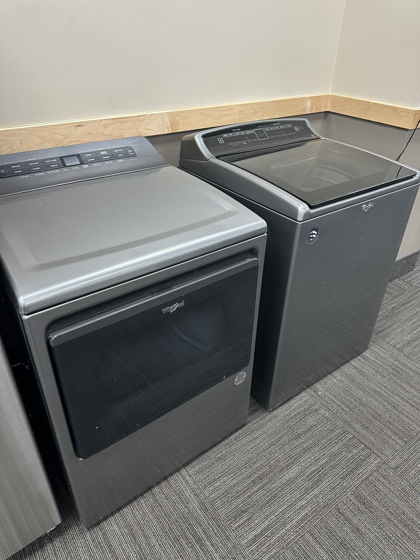Whirlpool Washer and dryer 