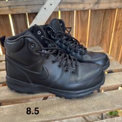 Nike Boots