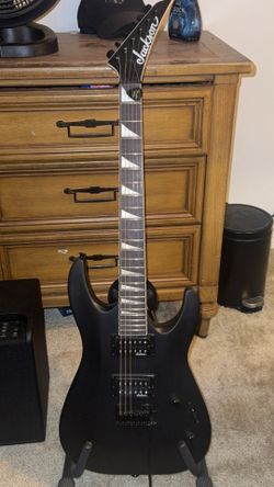 Jackson Dingy Guitar and Fender amplifier